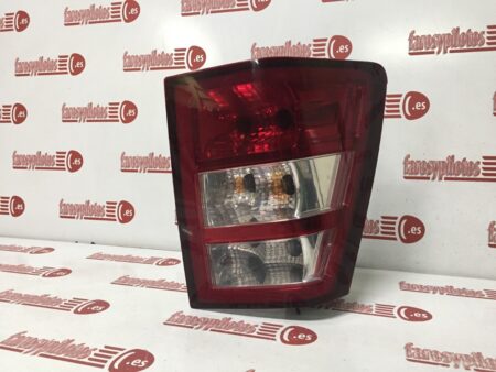 Piloto trasero derecho Jeep Grand Cherokee Año 2005 a 2010 - Imagen 3