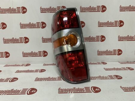 Piloto trasero izquierdo Mazda BT50 Año 2007 a 2009