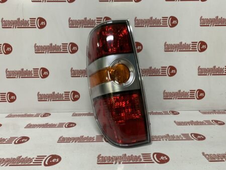 Piloto trasero izquierdo Mazda BT50 Año 2007 a 2009 - Imagen 2