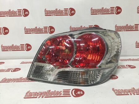 Piloto trasero derecho Mitsubishi Outlander Año 2005 a 2007 Restyling