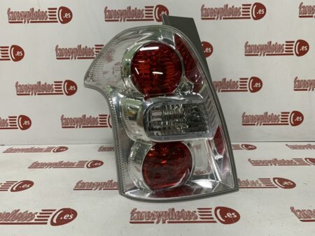 Piloto trasero izquierdo Toyota Corolla Verso Año 2007 a 2009 Restyling