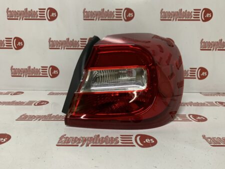 Piloto trasero derecho Mercedes GLA Año 2013 a 2017 X156 LED