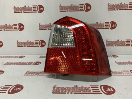 Piloto trasero derecho Volvo V70 XC70 años 2008 a 2016 LED - Imagen 2