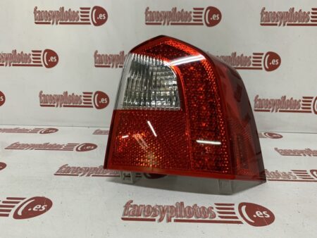 Piloto trasero derecho Volvo V70 XC70 años 2008 a 2016 LED - Imagen 3