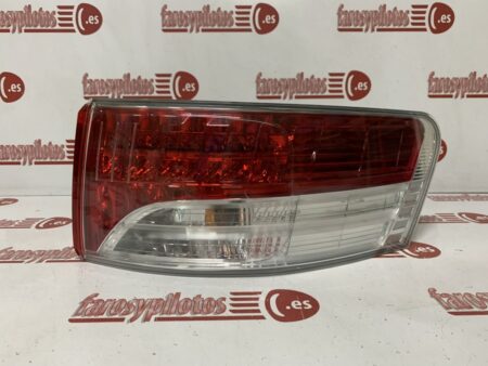 Piloto trasero derecho Toyota Avensis Wagon Años 2008 a 2012 Familiar