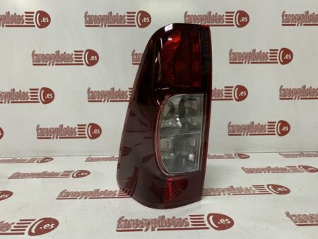 Piloto trasero izquierdo Isuzu D-MAX Año 2006 a 2012 TINTADO PICK-UP DMAX