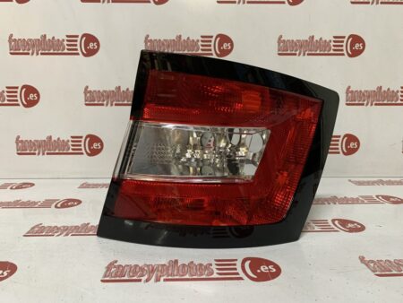 Piloto trasero derecho Skoda Fabia III Combi Familiar Años 2014 a 2018 Ref: 6V9945096