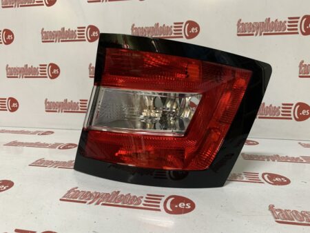 Piloto trasero derecho Skoda Fabia III Combi Familiar Años 2014 a 2018 Ref: 6V9945096 - Imagen 4