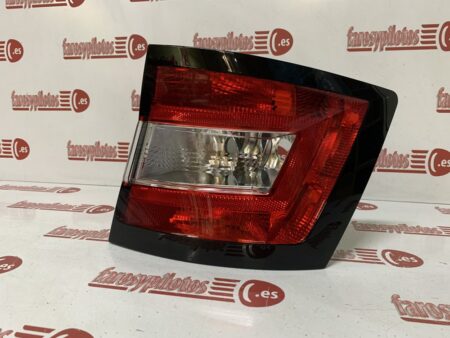 Piloto trasero derecho Skoda Fabia III Combi Familiar Años 2014 a 2018 Ref: 6V9945096 - Imagen 3
