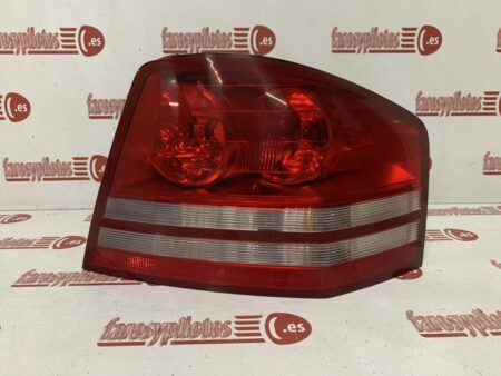 Piloto trasero derecho Dodge Avenger Año 2008 a 2014 - Imagen 2