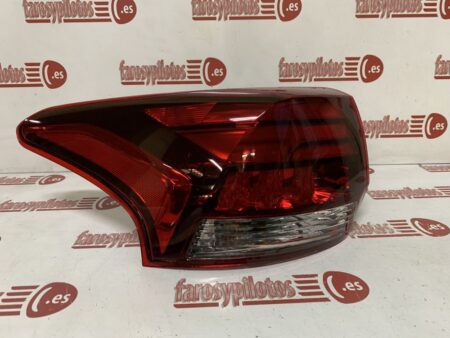 Piloto Trasero Izquierdo MITSUBISHI OUTLANDER año 2015 a 2021 LED - Imagen 2