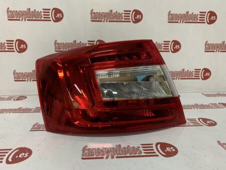 Piloto trasero izquierdo Skoda Octavia Años 2017 a 2020 Sedan 4 puertas LED Restyling