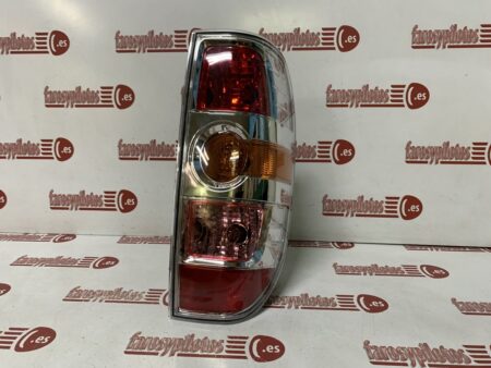 Piloto trasero derecho Mazda BT50 Año 2010 a 2012 Restyling - Imagen 3
