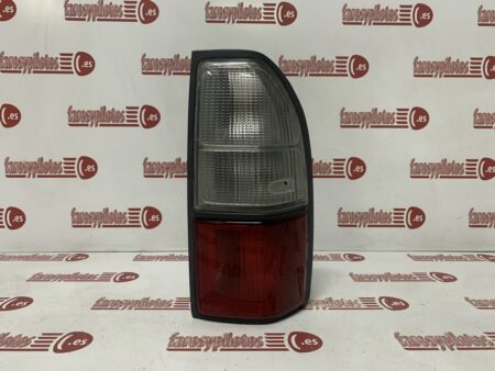 Piloto trasero derecho Toyota Land Cruiser FJ90 Año 1996 a 2001 PILOTO CIEGO SIN BOMBILLAS