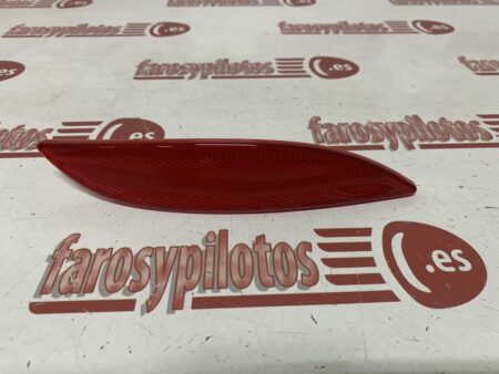 Reflector trasero derecho de paragolpes Renault Megane III Año 2008 a 2014