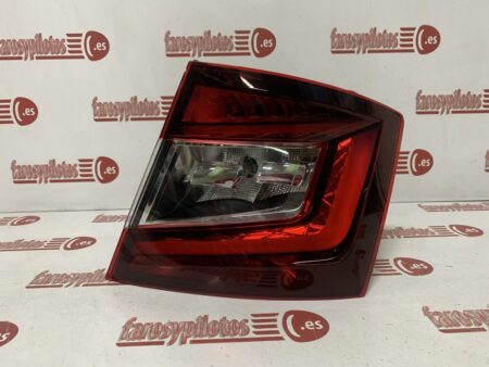 Piloto trasero derecho Skoda Fabia III 5 Puertas año 2019 a 2021 Restyling 6v6945208 (Producto Reciclado)