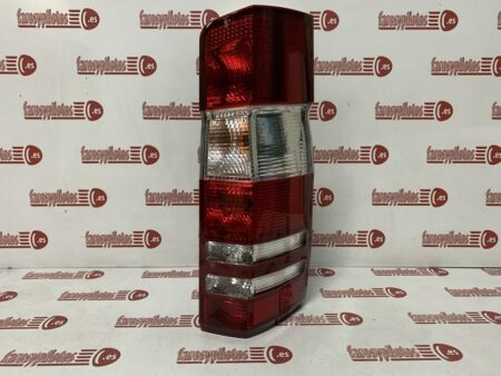 Piloto trasero derecho Mercedes Sprinter II año 2006 a 2018 CON PORTALAMPARAS - Imagen 2