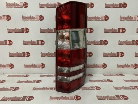 Piloto trasero derecho Mercedes Sprinter II año 2006 a 2018 CON PORTALAMPARAS - Imagen 5