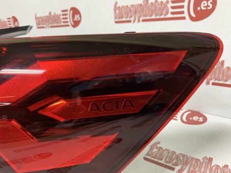 Piloto trasero derecho Dacia Sandero III Años 2021 a 2022  (Articulo Reciclado) - Imagen 3