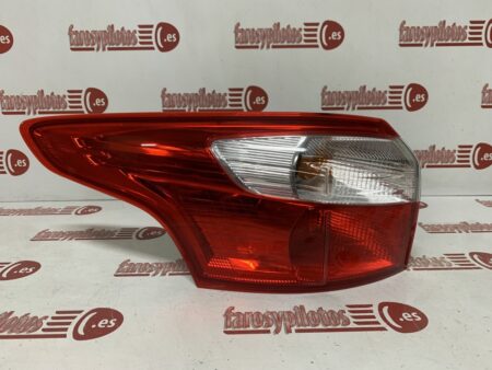 Piloto trasero izquierdo Ford Focus Sportbreak Año 2014 a 2018 REF: 1868293 (Articulo Reciclado)