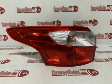 Piloto trasero izquierdo Ford Focus Sportbreak Año 2014 a 2018 REF: 1868293 (Articulo Reciclado) - Imagen 2