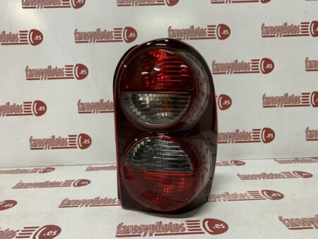 Piloto trasero derecho Jeep Cherokee Liberty Años 2005 a 2008 Restyling AK55157062AG