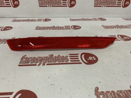 Reflector trasero izquierdo de paragolpes Seat Leon II Año 2009 a 2012 Restyling 1P0945105D