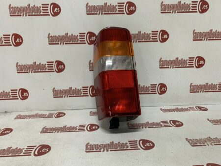 Piloto trasero izquierdo Jeep Cherokee Años 1997 a 2001 1-04897401AC