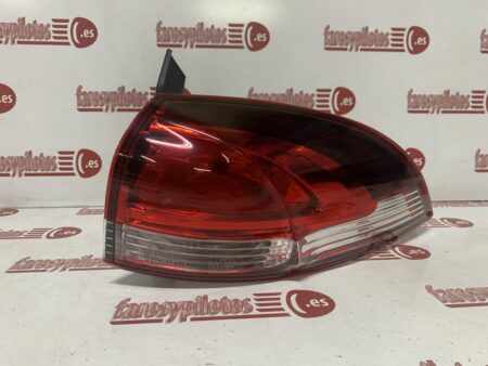 Piloto trasero derecho Renault Clio IV Sport Tourer año 2013 a 2021 Grand Tour Familiar ( Producto Reciclado) - Imagen 2
