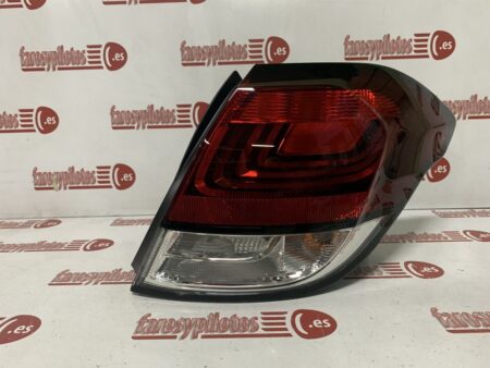 Piloto Trasero Derecho Citroen C4 RESTYLING 5 Puertas año 2015 a 2020