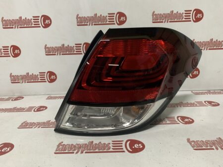 Piloto Trasero Derecho Citroen C4 RESTYLING 5 Puertas año 2015 a 2020 - Imagen 3