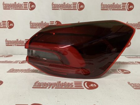 Piloto trasero derecho Ford Focus Hatchback Año 2022 LED NX7B-13404-DC NX7B13404DC