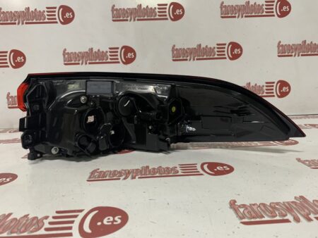 Piloto trasero izquierdo Toyota Corolla Año 2019 a 2022 Sedan 4 puertas FULL LED FARBA - Imagen 3