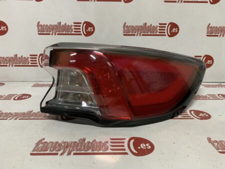 Piloto trasero derecho Ford Kuga Año 2020 a 2023 LV4B-13404-BB (Articulo Reciclado)