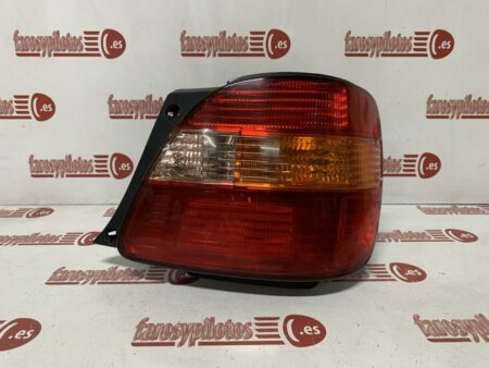 Piloto trasero derecho Lexus GS Año 1998 a 2000 - Imagen 2