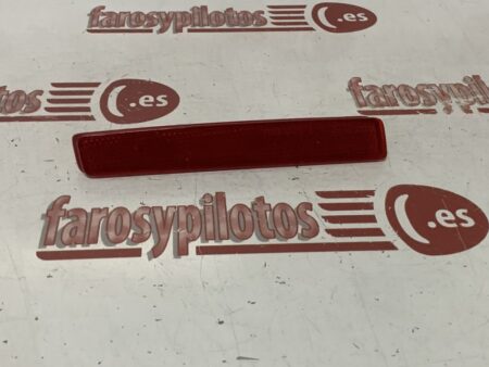 Reflector trasero izquierdo de paragolpes TOYOTA COROLLA TOURING SPORTS Año 2018 a 2022 FAMILIAR - Imagen 2