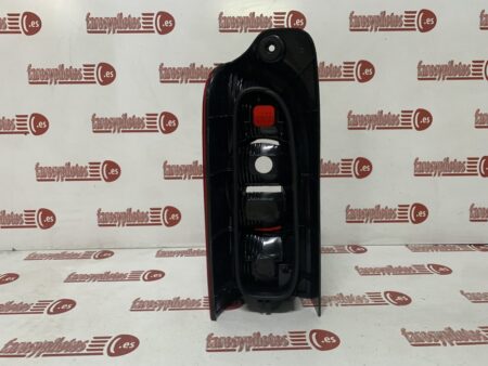 Piloto Trasero Derecho RENAULT MASTER año 2003 a 2010 (Piloto para 2 bombillas) - Imagen 3