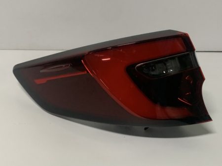 Piloto trasero izquierdo Toyota Corolla Touring Sports Años 2023 a 2024 Restyling - Imagen 2