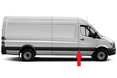 Moldura Lateral Derecha (C/Agujero Intermitente) Mercedes Sprinter/Crafter (2006->)