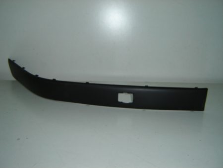 Moldura Paragolpes Frontal Derecha Peugeot 406 (1995->)