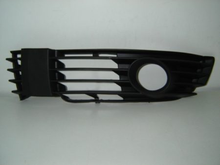 Rejilla Izquierda Paragolpes Frontal Volkswagen Passat (C/Agujero) (2000->)