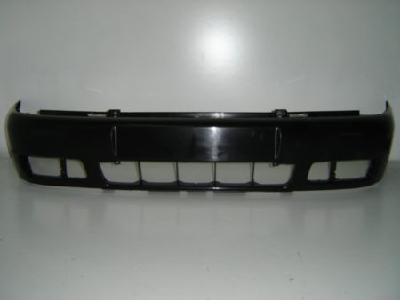 Paragolpes Frontal Negro Volkswagen Polo Classic/Caddy (1996->)