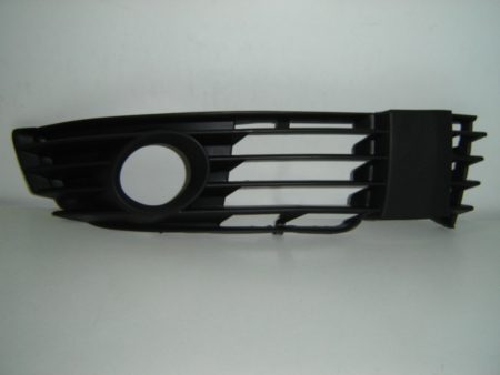 Rejilla Derecha Paragolpes Frontal Volkswagen Passat (C/Agujero) (2000->)