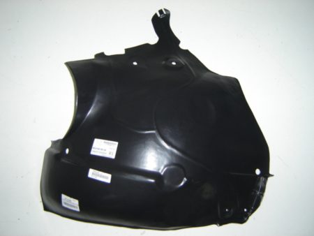 Plástico De Paso De Rueda Izquierdo Renault Megane (1996->) (Trasero)