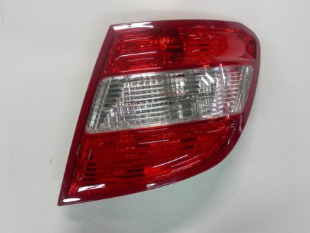 Piloto Trasero Izquierdo Mercedes C W204 (2007->) (SW Rojo/Ahumado)
