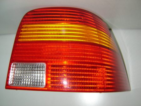 Piloto Trasero Derecho Volkswagen Golf (1997->) (Rojo/Amarillo/Rojo)