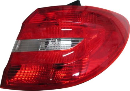 Piloto Trasero Derecho Mercedes B W246 (Esquina) (2012->)