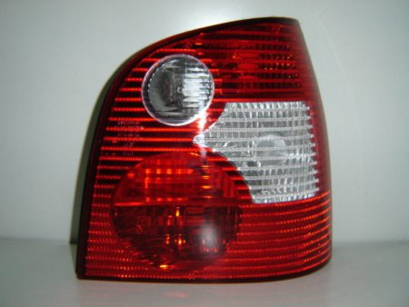 Piloto Trasero Derecho Volkswagen Polo (2002->) (Rojo+Blanco)