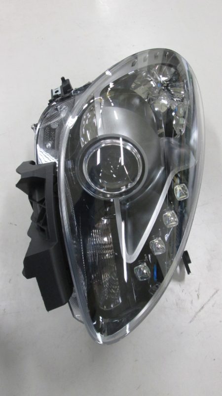 Faro Delantero Derecho Electrico (Con Motor) (Interior Negro) Alfa Giulietta (2010->) (H7/H1/LED)