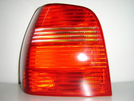 Piloto Trasero Izquierdo Volkswagen Polo (1999->)